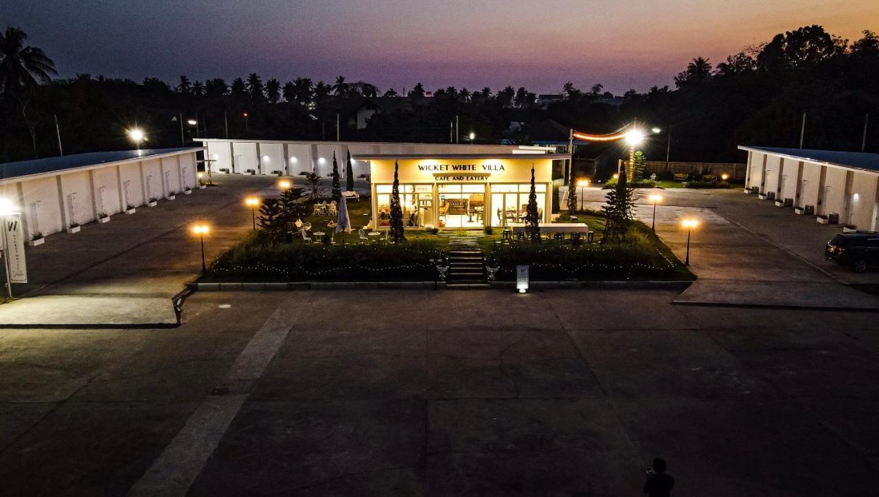 Wicket White Villa Photharam Buitenkant foto
